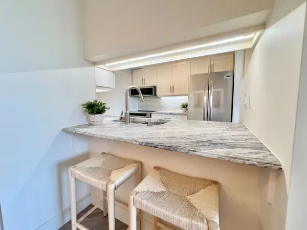 Belleville, ON K8N 5M4,344 Front ST #604