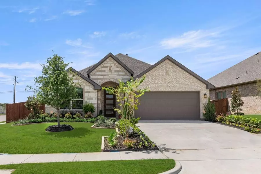 114 Emperor Oak Court, Balch Springs, TX 75181