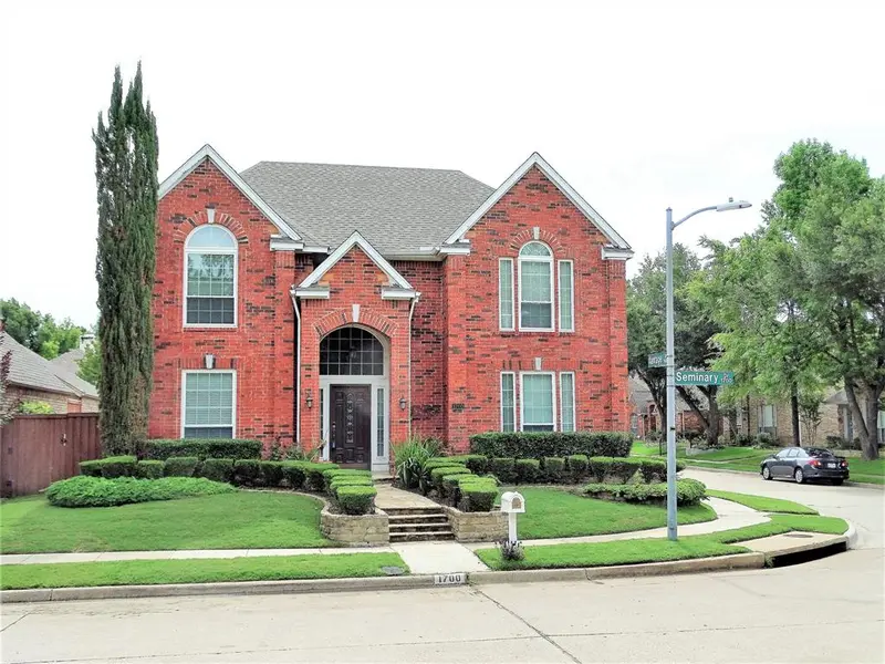 1700 Seminary Drive, Plano, TX 75075