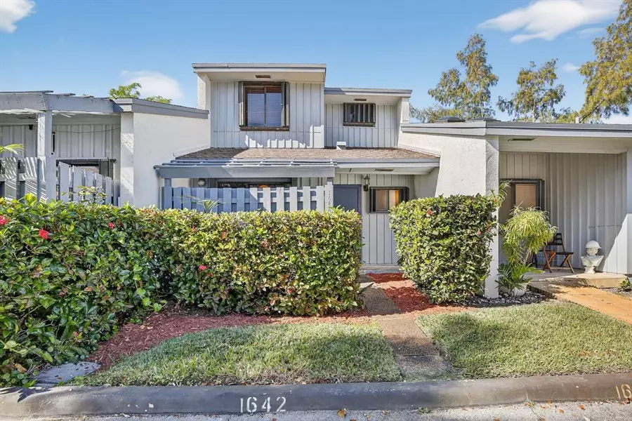 1642 N 15th Ter, Hollywood, FL 33020