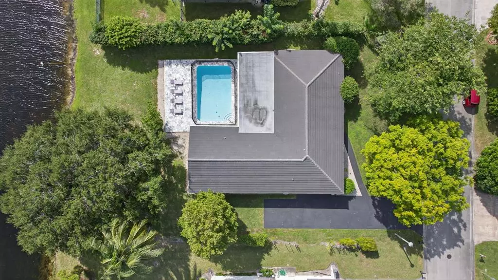 Coral Springs, FL 33065,2421 NW 114th Ave