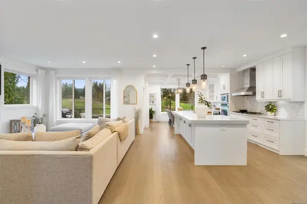 2168 Champions Way, Langford, BC V9B 0R9