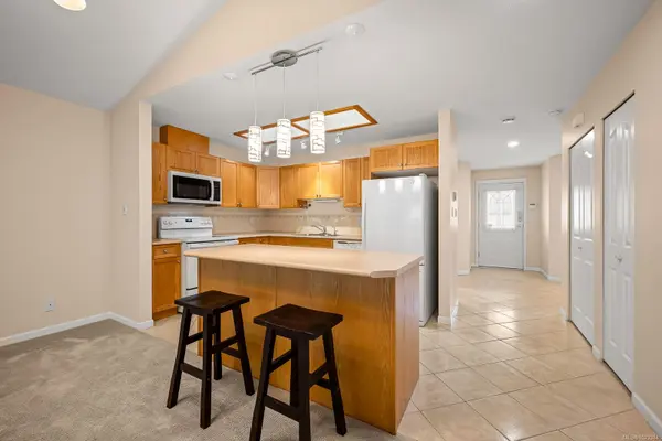 1919 St. Andrews Pl #117, Courtenay, BC V9N 9J4