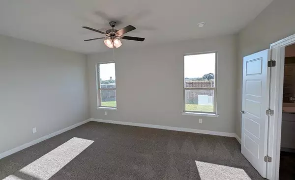 Granbury, TX 76048,1225 BELTWAY Lane