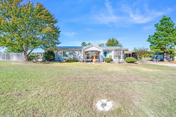 140 County Road 2302, Sulphur Springs, TX 75482