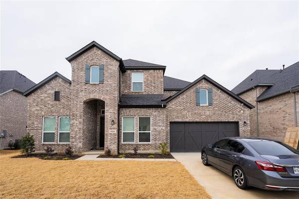316 Oakmont Drive, Oak Point, TX 75068