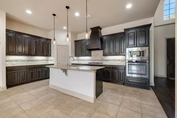 5713 Tawakoni Drive, Denton, TX 76226