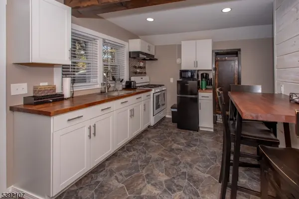 1230 State Rt 23, Wantage Twp., NJ 07461