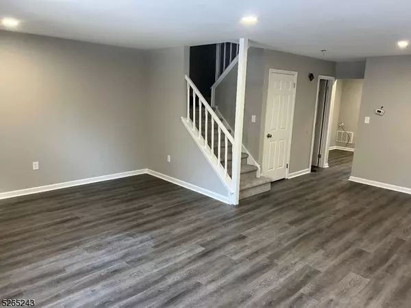 Franklin Twp., NJ 08873,23 Nottingham Way