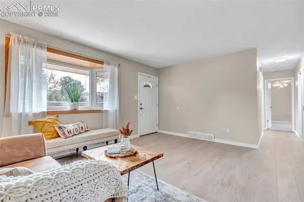 Colorado Springs, CO 80917,3286 Inspiration DR