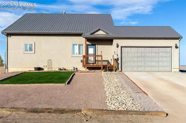 1293 N Sandstone LN, Pueblo West, CO 81007