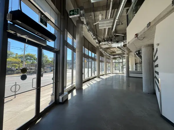 Toronto C08, ON M5A 3J4,2 Eastern AVE #4