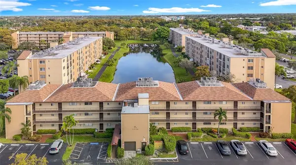 7750 NW 50th St #106, Lauderhill, FL 33351