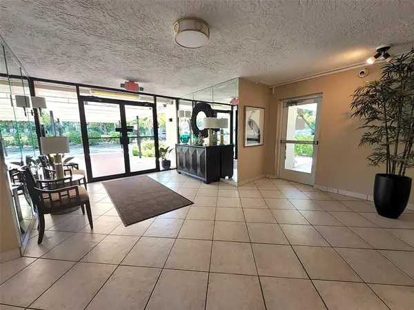 Pompano Beach, FL 33069,3151 S Palm Aire Dr #107