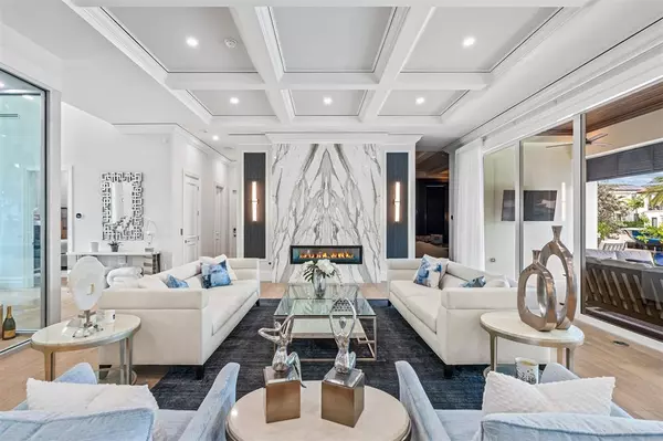 Fort Lauderdale, FL 33301,400 Coral Way