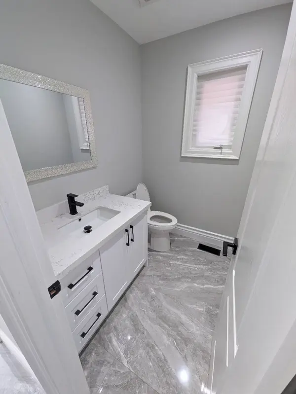 Markham, ON L3S 4R9,390 Elson ST