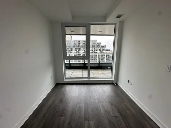 Toronto W08, ON M8Z 6C7,1007 The Queensway N/A #629