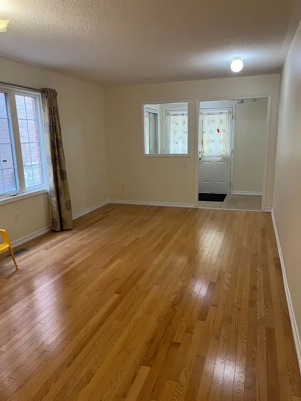 Brampton, ON L6P 3T2,14 Bersan TER #Upper