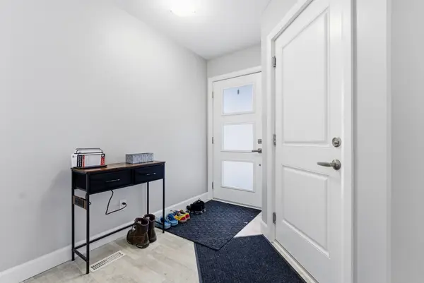 Belleville, ON K8P 0H2,38 Dewal PL