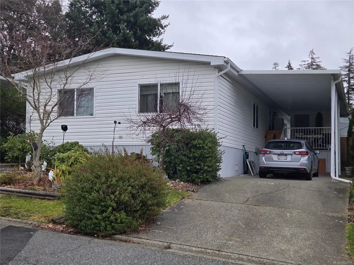 Nanaimo, BC V9T 5X3,2501 Labieux Rd #19