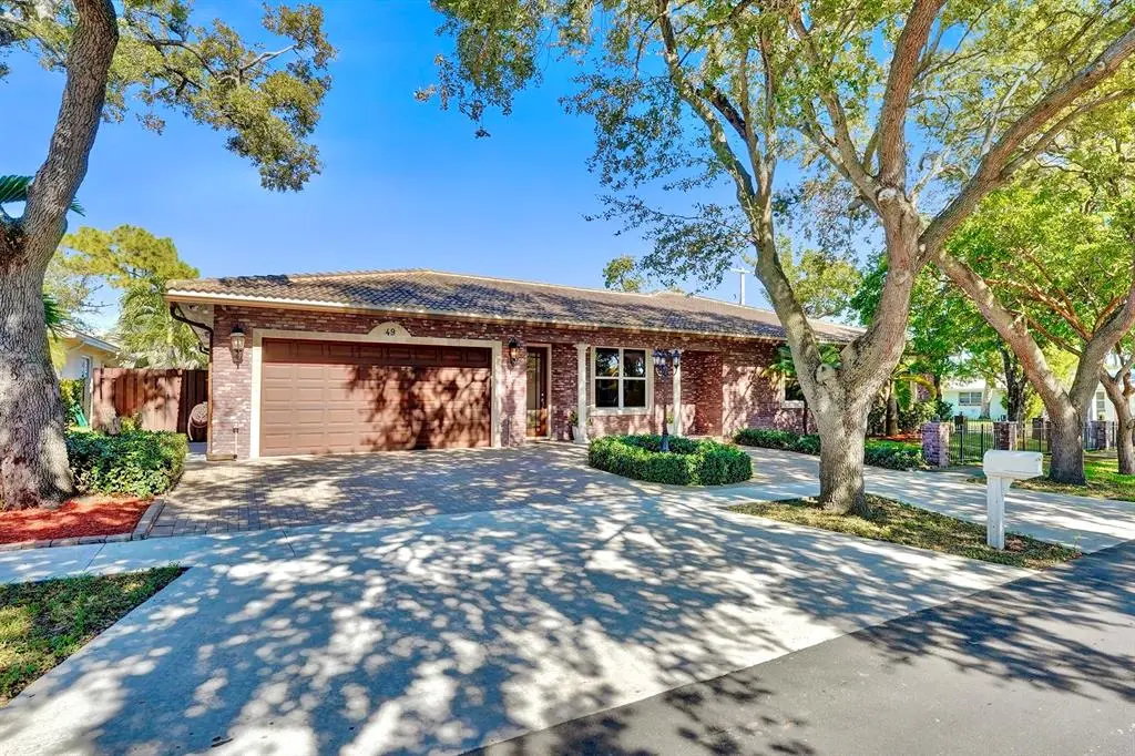 Dania Beach, FL 33004,49 SE 6th St