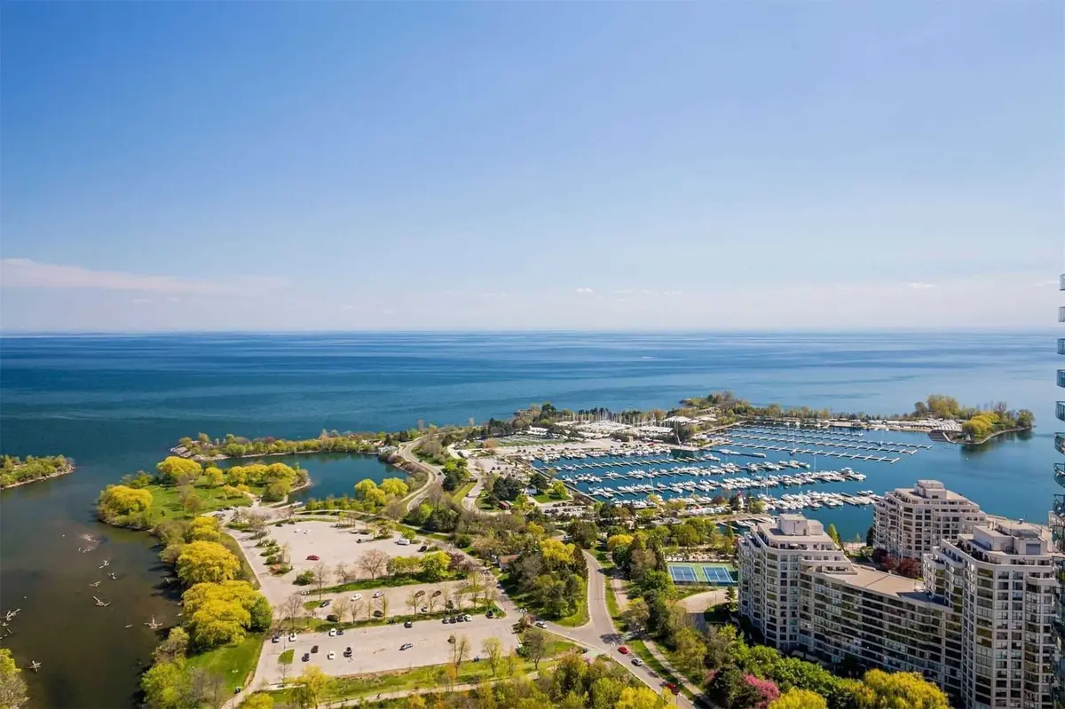 Toronto W06, ON M8V 0C2,2212 Lakeshore BLVD W #3905