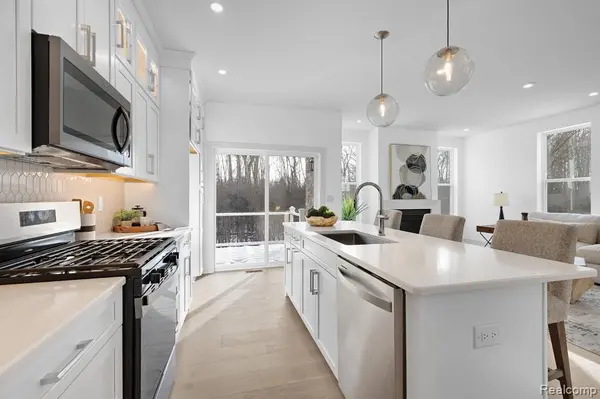 Ann Arbor, MI 48108,5404 Poppydrew LN #6