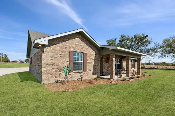 Emory, TX 75440,2068 W US Highway 69