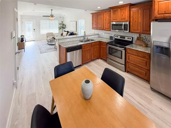 Denison, TX 75020,901 W Munson Street