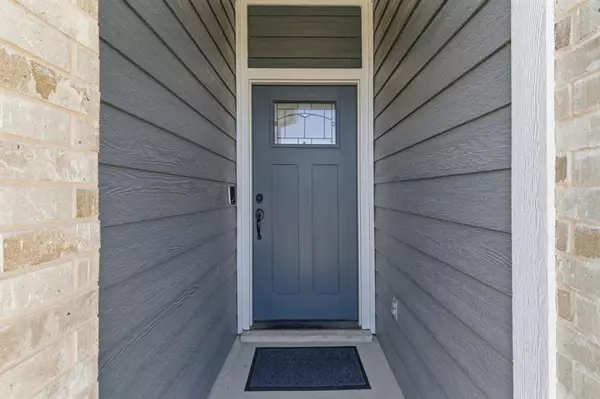 Burleson, TX 76028,649 Charlotte Lane