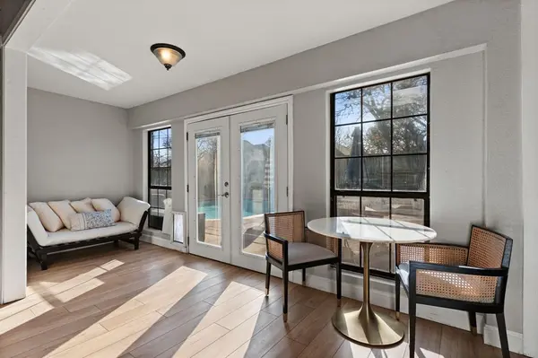 Burleson, TX 76028,1008 Oak Valley Road