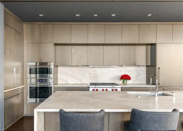 Dallas, TX 75201,1918 Olive Street #3403