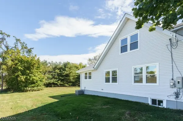 Mansfield Twp., NJ 07865,92 Clinton Ave