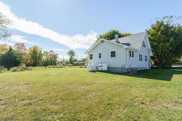 Mansfield Twp., NJ 07865,92 Clinton Ave