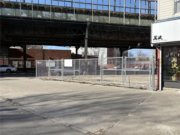 8420 18th AVE, Brooklyn, NY 11214