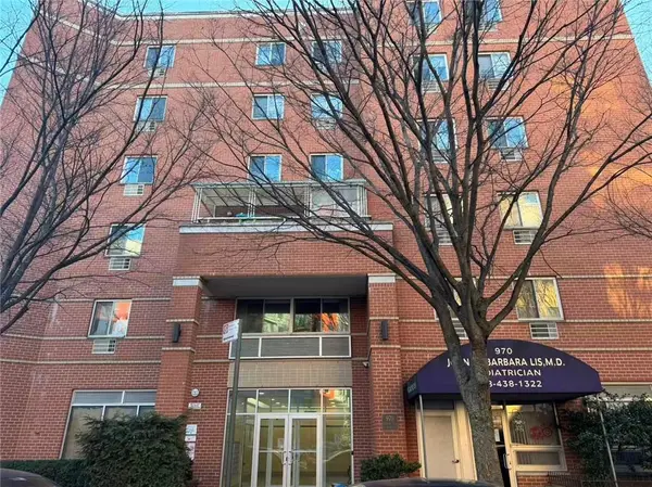 970 41st ST #3E, Brooklyn, NY 11219