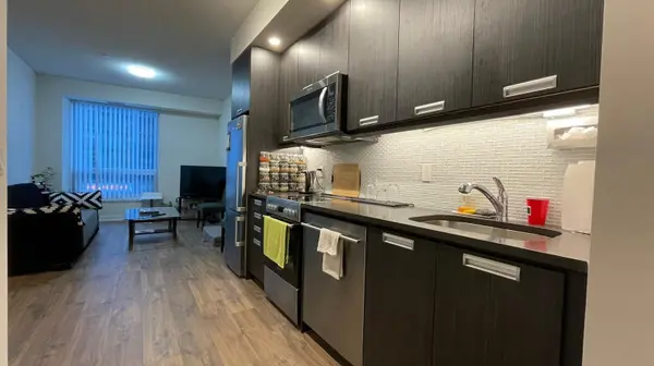 Toronto C01, ON M5V 0S6,99 John ST #203