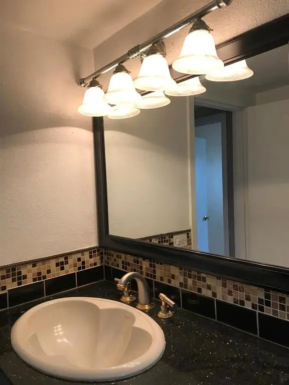 Hollywood, FL 33023,5100 SW 41st St #110