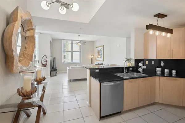 Fort Lauderdale, FL 33301,511 SE 5th Avenue #614