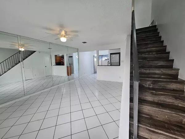 Pompano Beach, FL 33063,6609 Winfield Blvd #102-A