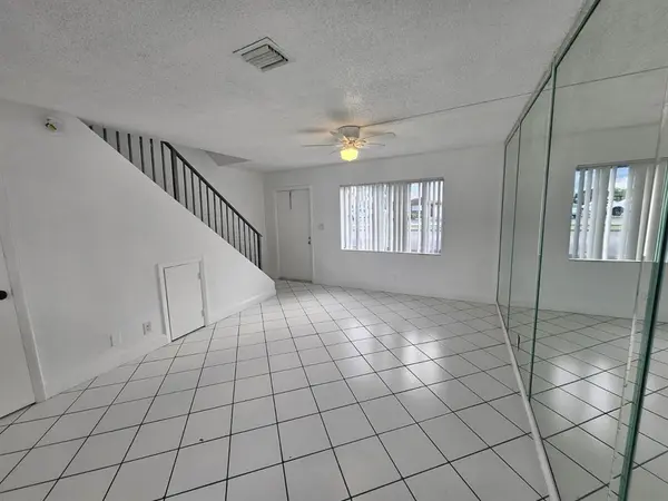Pompano Beach, FL 33063,6609 Winfield Blvd #102-A