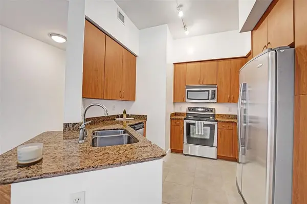 Hollywood, FL 33020,1830 Radius Dr #1317