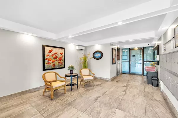 Lauderhill, FL 33319,6200 NW 44th St #405