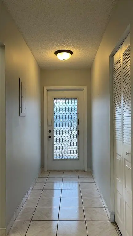 Margate, FL 33063,7620 NW 18th St #203