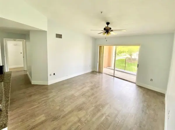 Miramar, FL 33025,2153 Renaissance Blvd #208