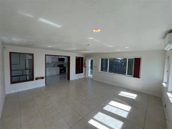 Hollywood, FL 33020,2648 Cleveland St #2