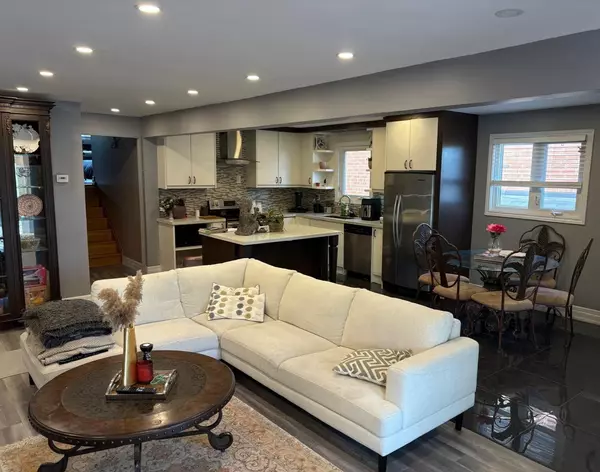 Vaughan, ON L4L 3V6,183 Misty Meadow DR