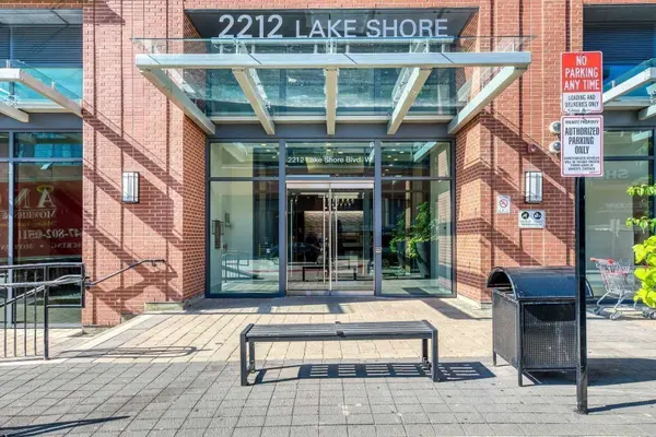 Toronto W06, ON M8V 0C2,2212 Lakeshore BLVD W #3905