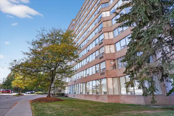 Kitchener, ON N2A 3Z9,3227 King ST E #506