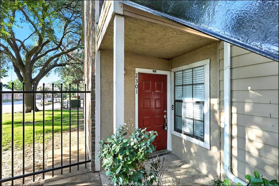 4748 Old Bent Tree Lane #2301, Dallas, TX 75287